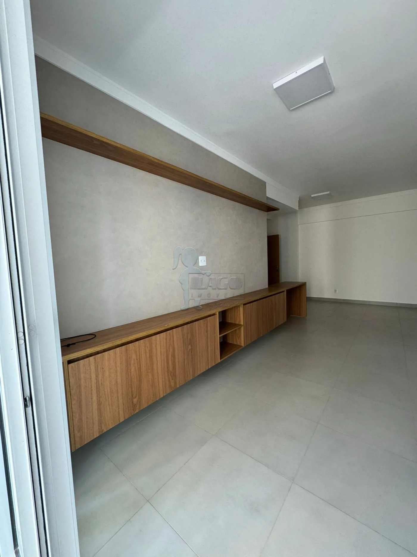 Alugar Apartamento / Padrão em Ribeirão Preto R$ 3.300,00 - Foto 2