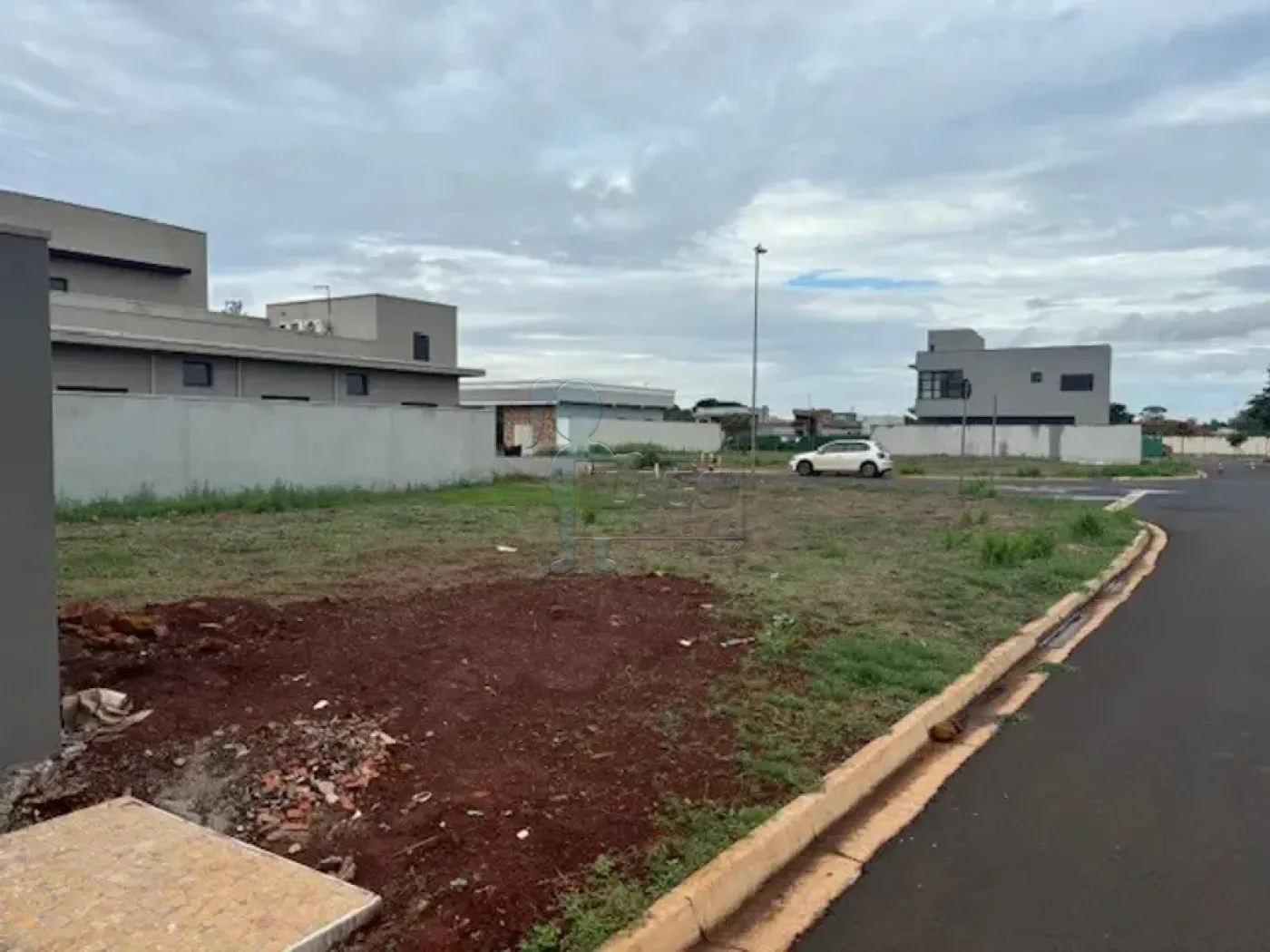 Comprar Terreno / Condomínio em Ribeirão Preto R$ 400.000,00 - Foto 4