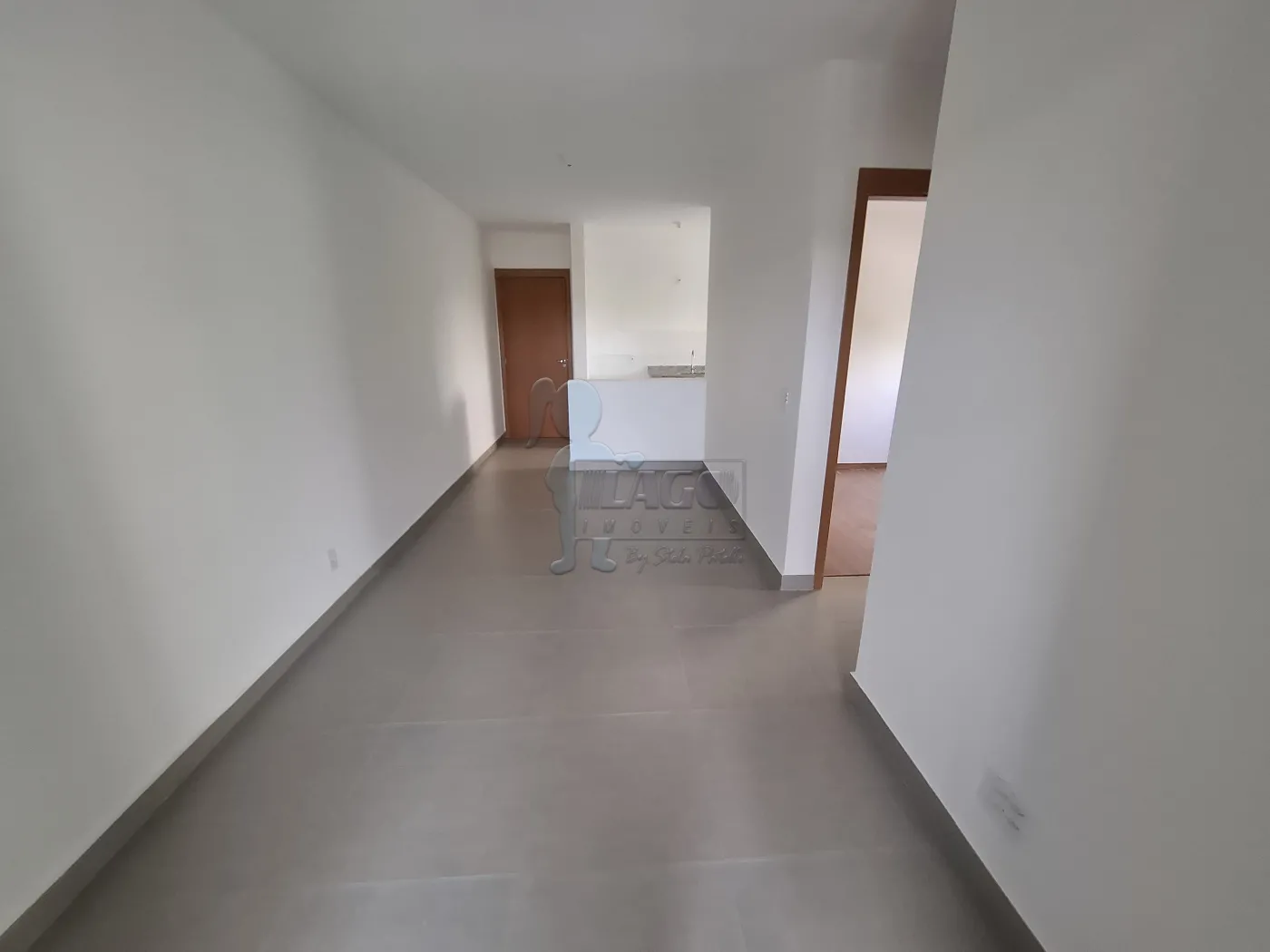 Alugar Apartamento / Padrão em Ribeirão Preto R$ 2.200,00 - Foto 2