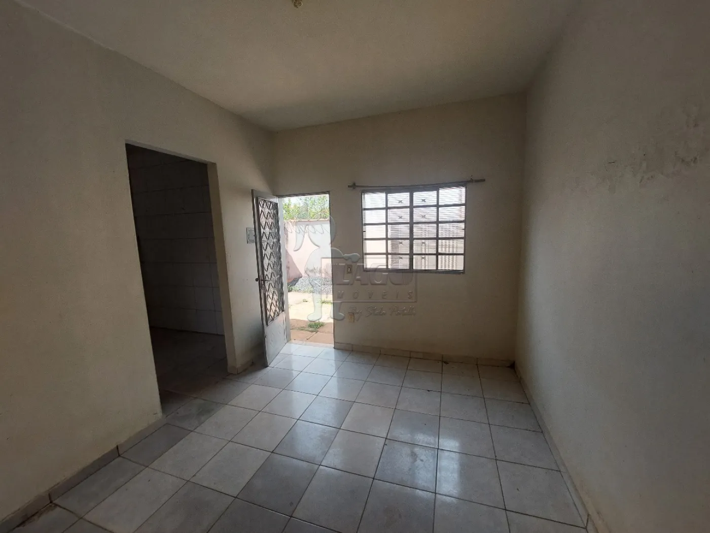 Alugar Casa / Padrão em Ribeirão Preto R$ 800,00 - Foto 1