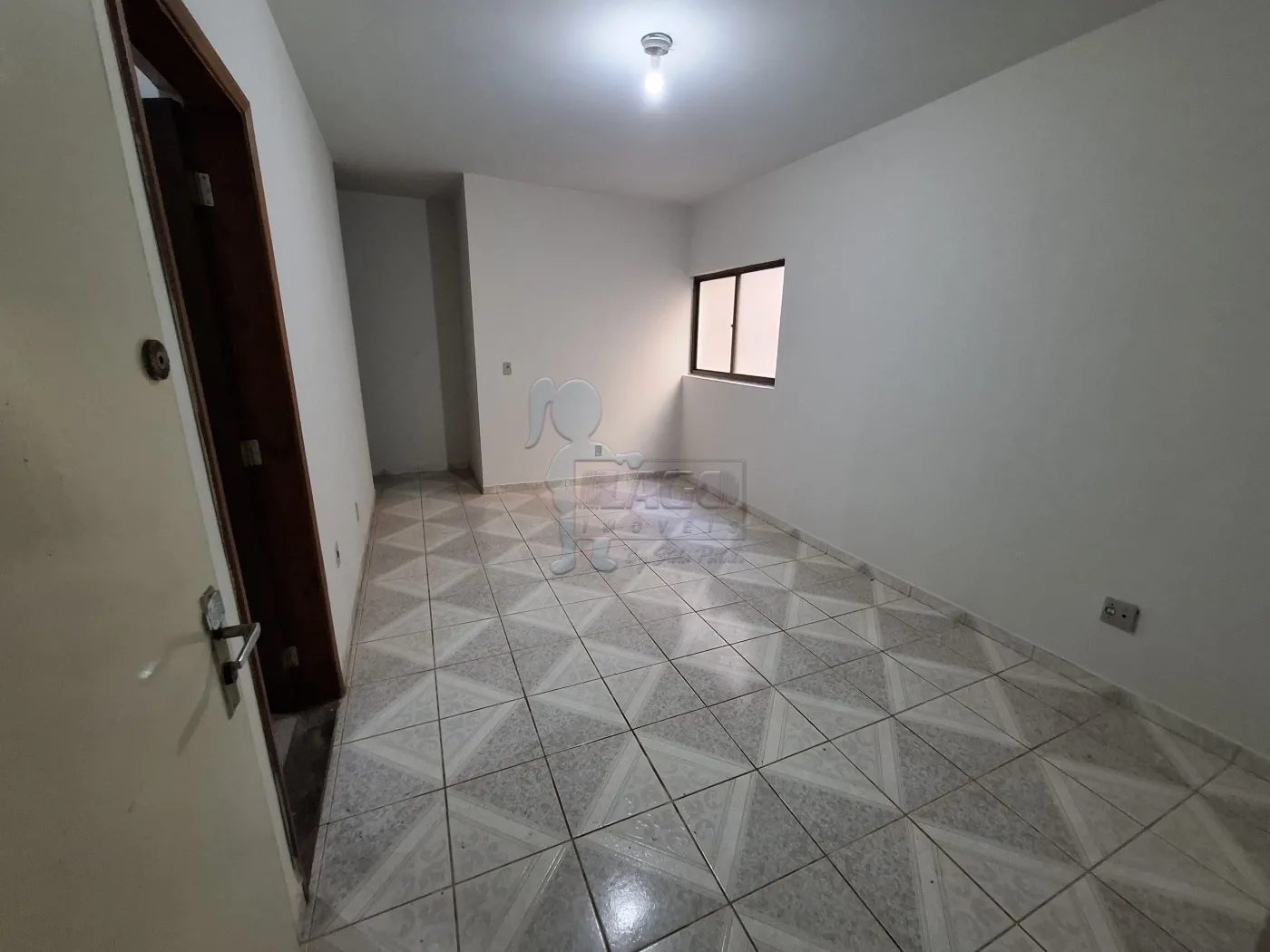 Alugar Apartamento / Padrão em Ribeirão Preto R$ 1.600,00 - Foto 2