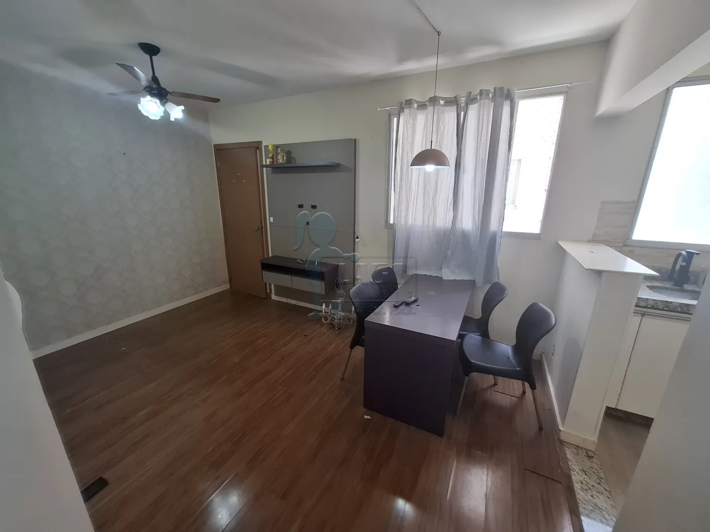 Alugar Apartamento / Padrão em Ribeirão Preto R$ 1.200,00 - Foto 2