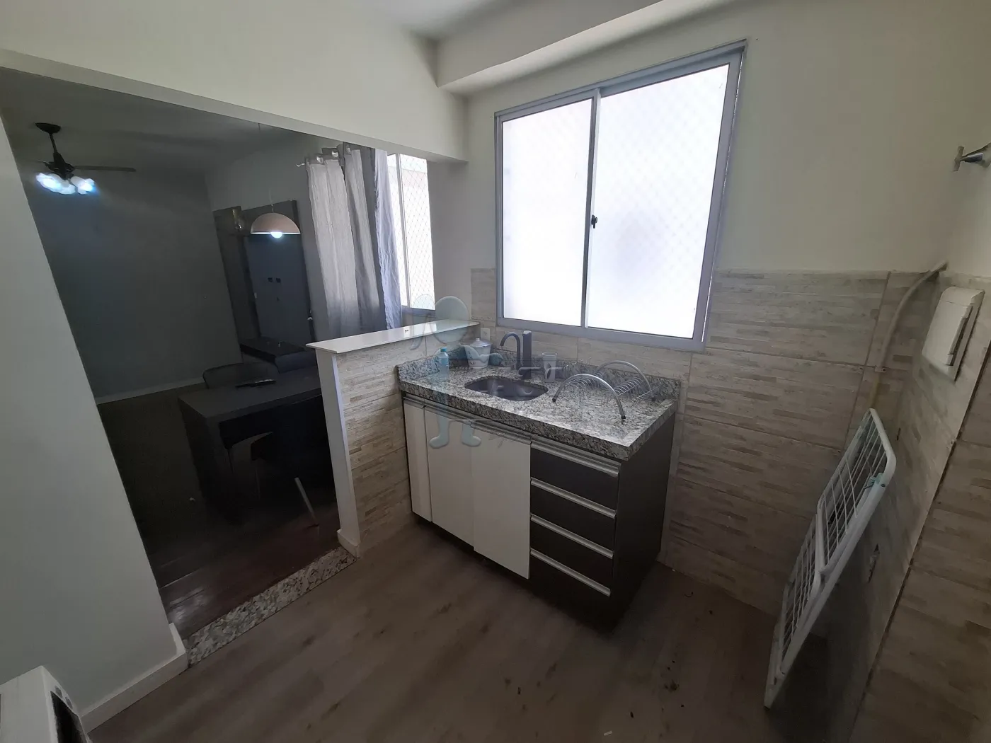 Alugar Apartamento / Padrão em Ribeirão Preto R$ 1.200,00 - Foto 4