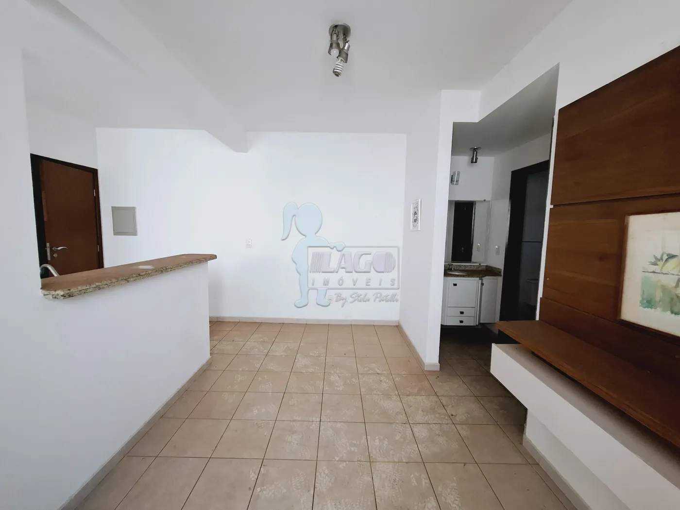 Alugar Apartamento / Padrão em Ribeirão Preto R$ 1.300,00 - Foto 2