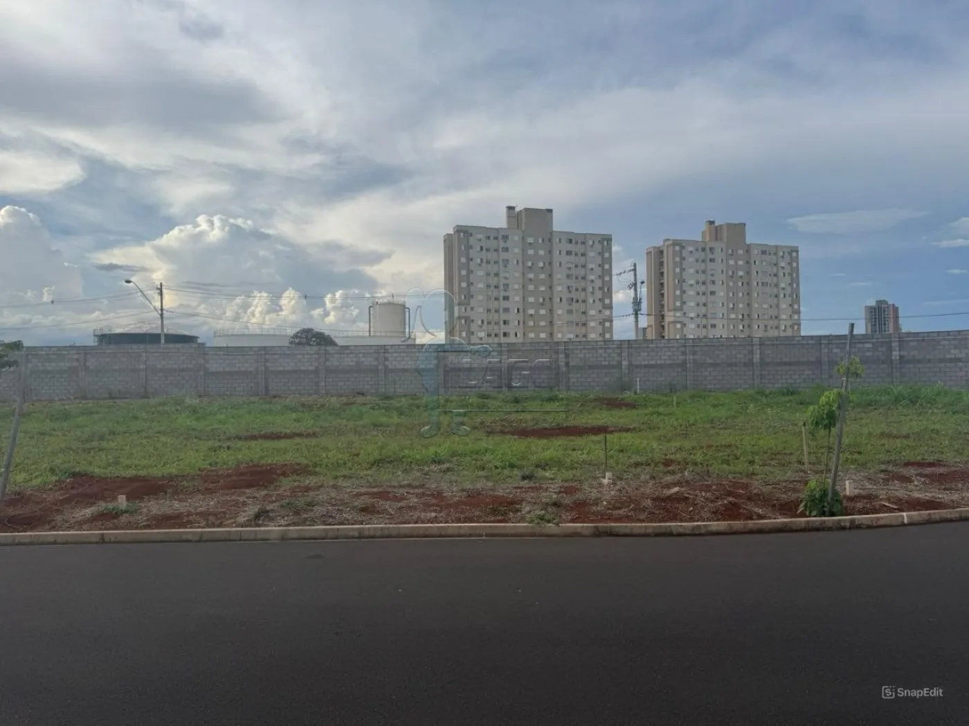 Comprar Terreno / Condomínio em Ribeirão Preto R$ 375.000,00 - Foto 2