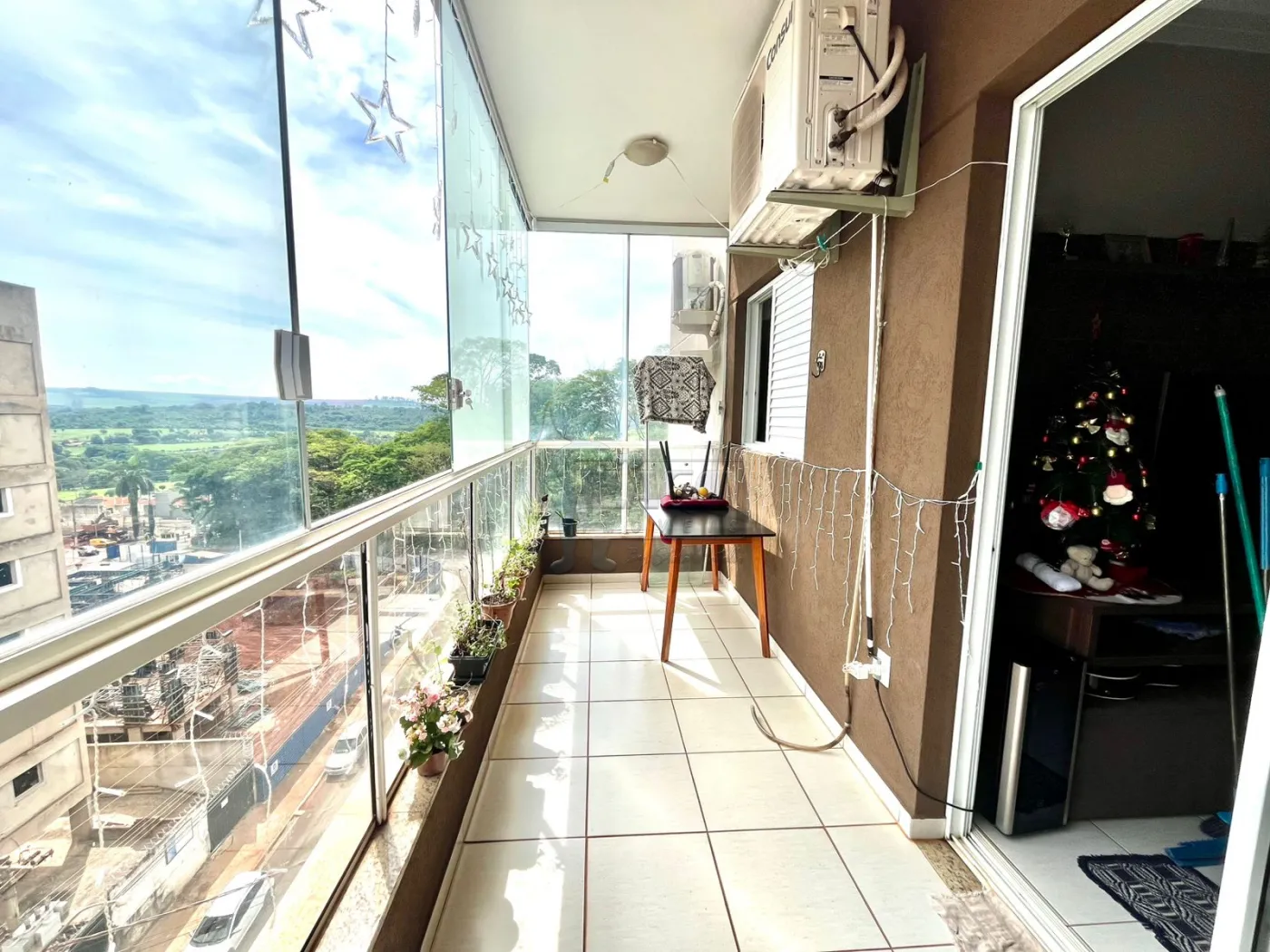 Comprar Apartamento / Padrão em Ribeirão Preto R$ 390.000,00 - Foto 1