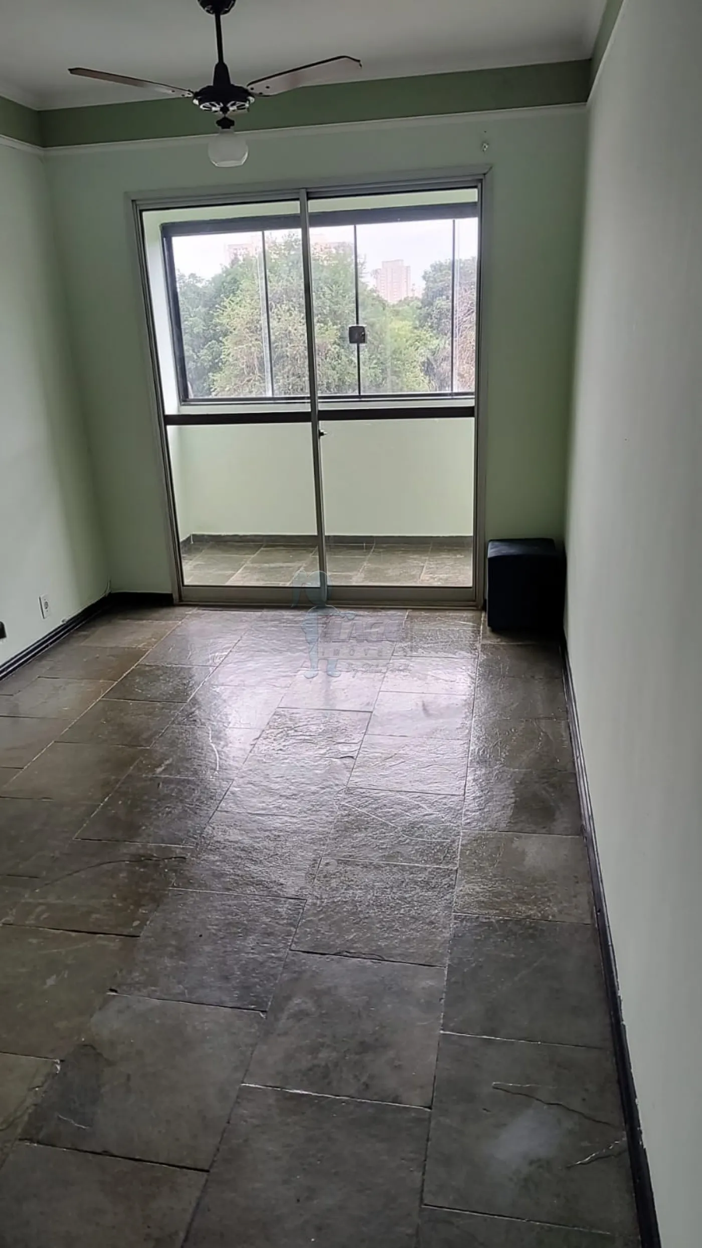 Alugar Apartamento / Padrão em Ribeirão Preto R$ 1.200,00 - Foto 1