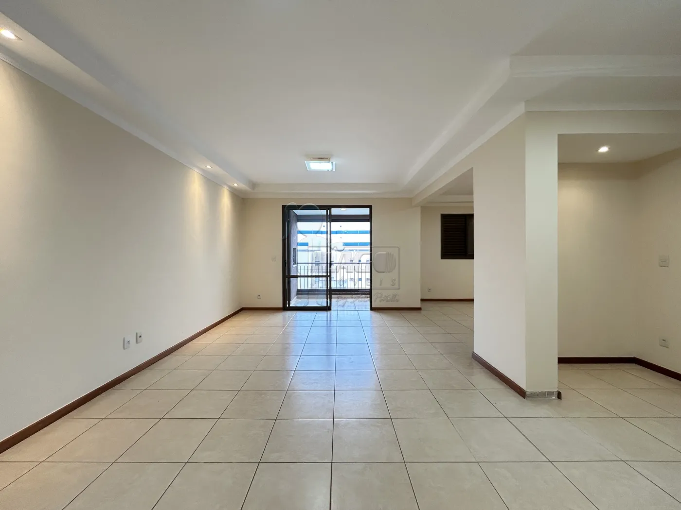 Alugar Apartamento / Padrão em Ribeirão Preto R$ 3.500,00 - Foto 1