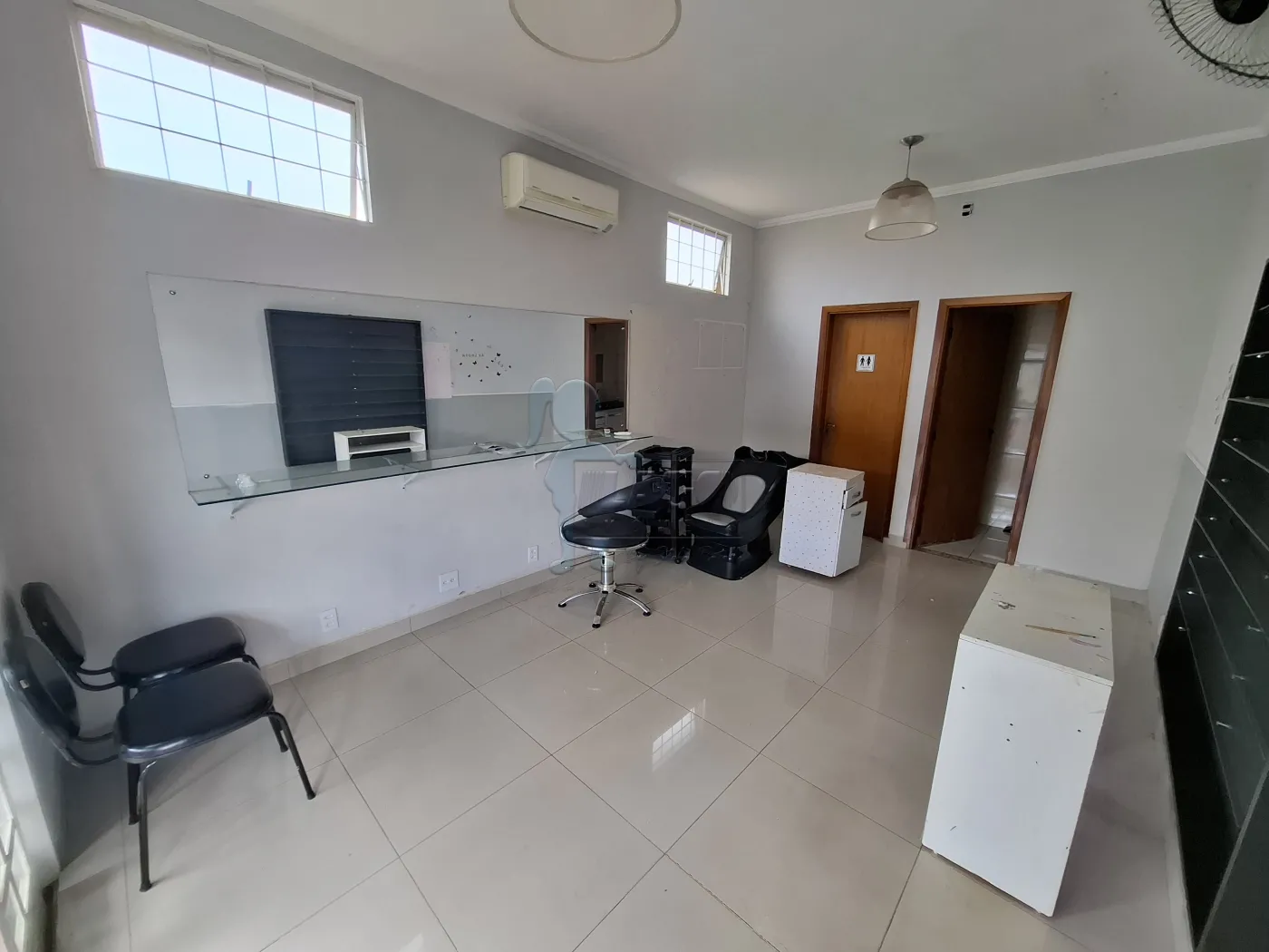 Alugar Comercial padrão / Salão em Ribeirão Preto R$ 900,00 - Foto 2