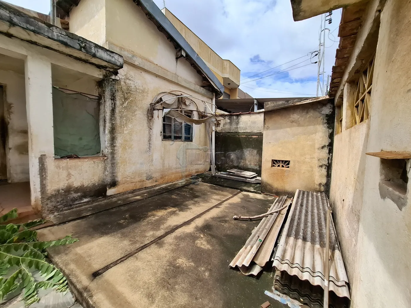 Comprar Casa / Padrão em Ribeirão Preto R$ 550.000,00 - Foto 4