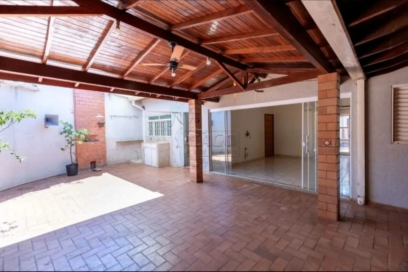 Comprar Casa / Padrão em Ribeirão Preto R$ 310.000,00 - Foto 4