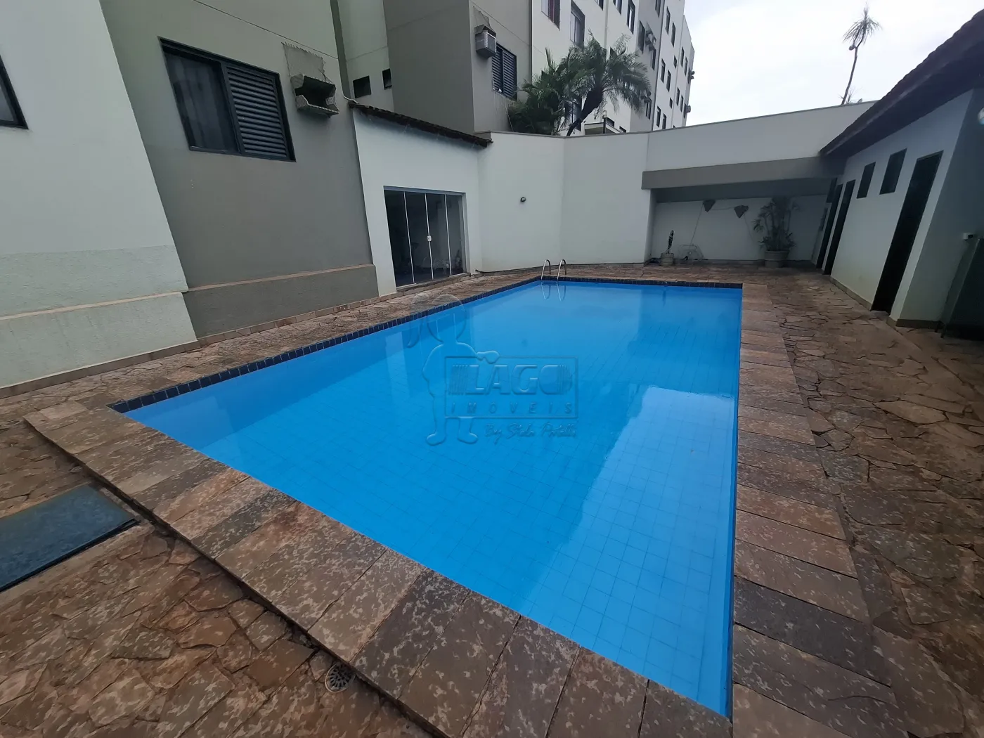 Alugar Apartamento / Padrão em Ribeirão Preto R$ 1.300,00 - Foto 13