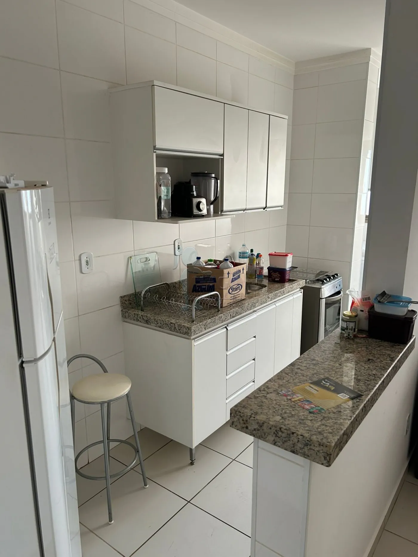 Alugar Apartamento / Padrão em Ribeirão Preto R$ 1.700,00 - Foto 2