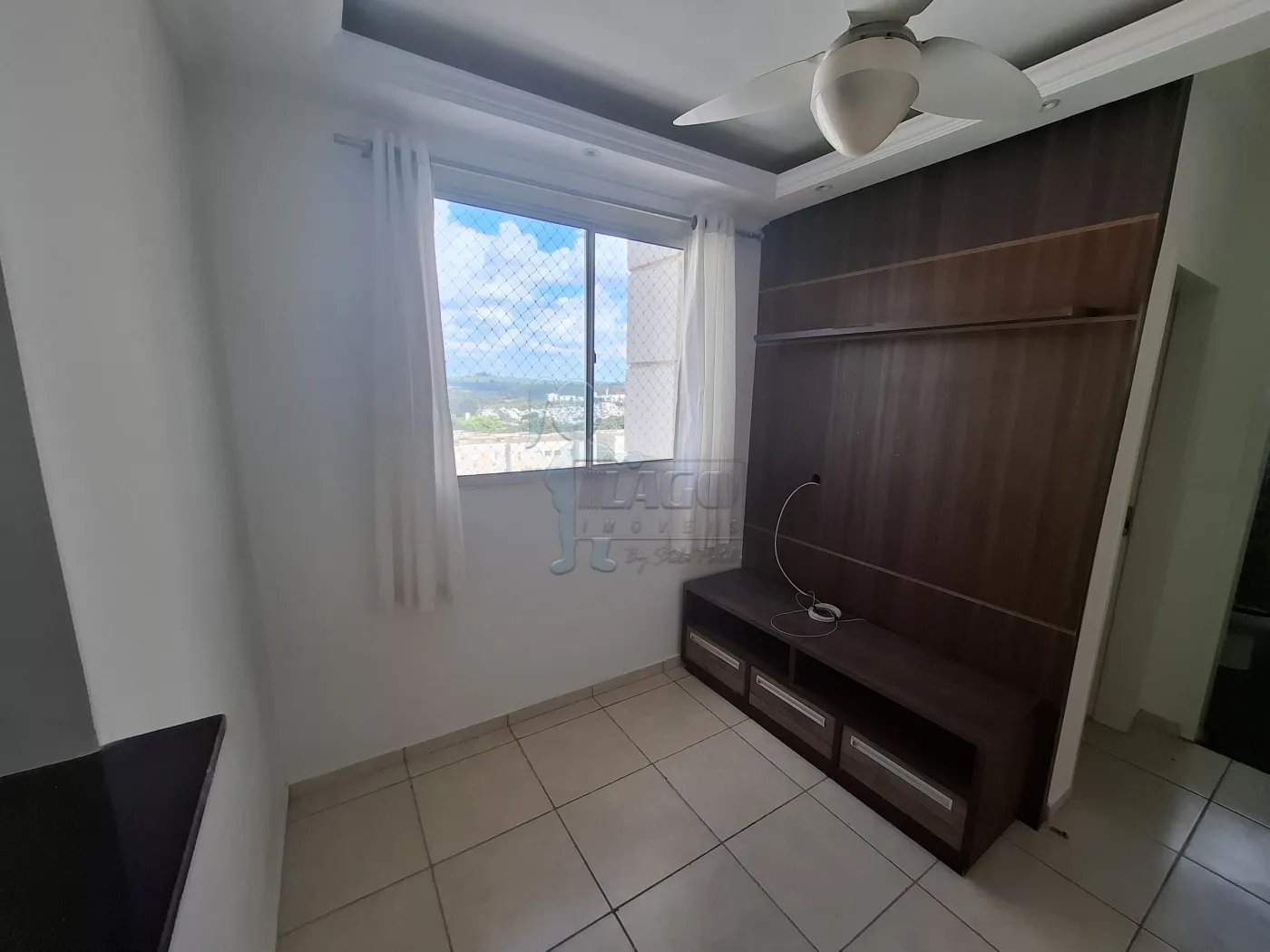 Alugar Apartamento / Padrão em Ribeirão Preto R$ 1.400,00 - Foto 3