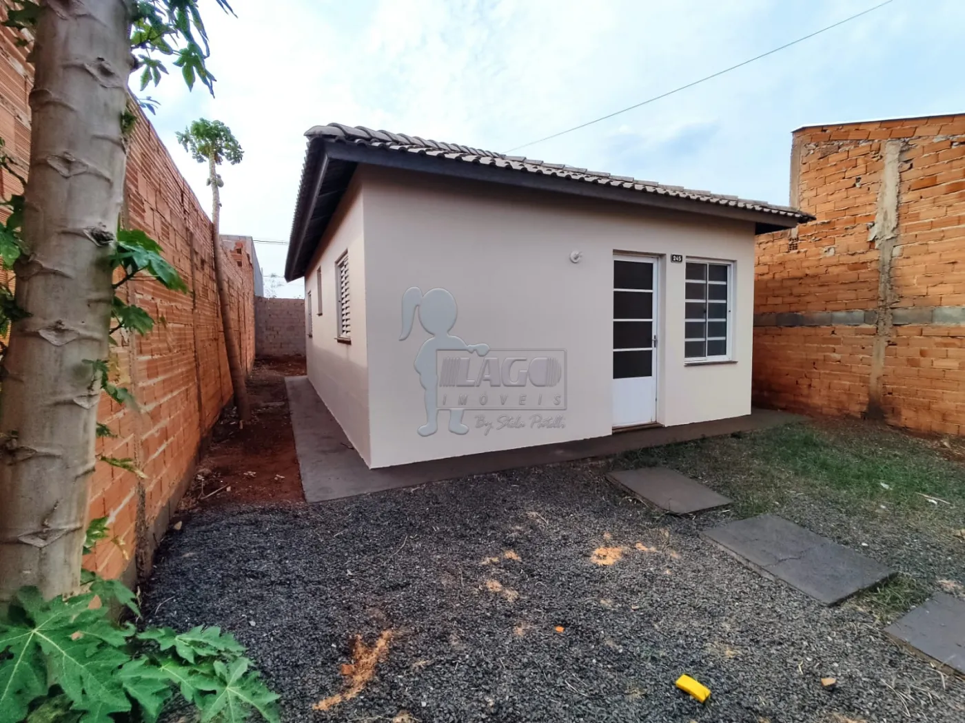 Comprar Casa / Padrão em Ribeirão Preto R$ 210.000,00 - Foto 2