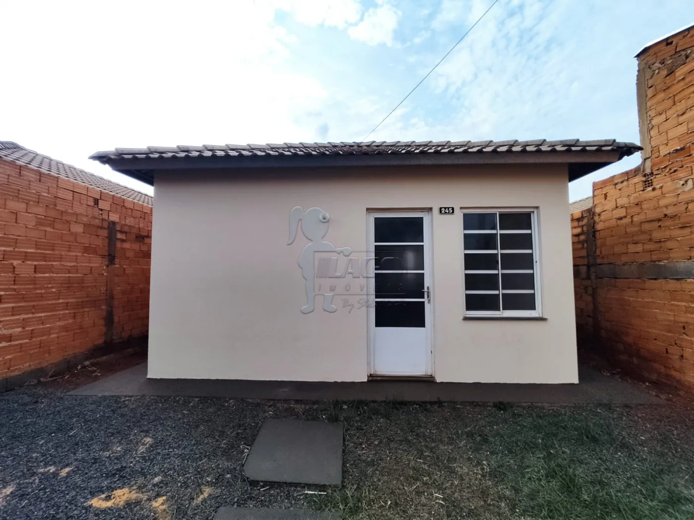 Comprar Casa / Padrão em Ribeirão Preto R$ 210.000,00 - Foto 1