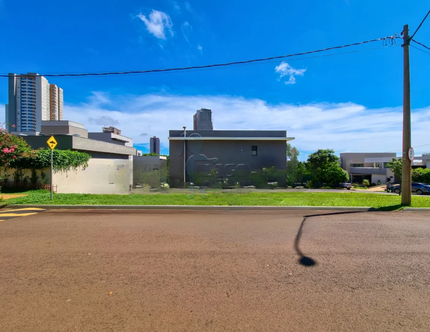 Comprar Terreno / Condomínio em Ribeirão Preto R$ 415.000,00 - Foto 1