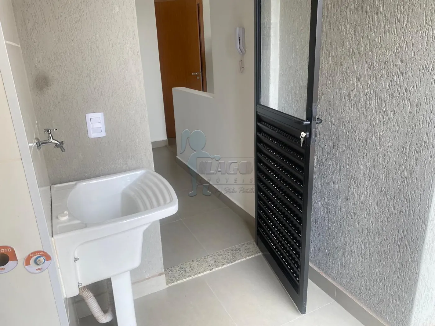 Comprar Apartamento / Padrão em Ribeirão Preto R$ 300.000,00 - Foto 3