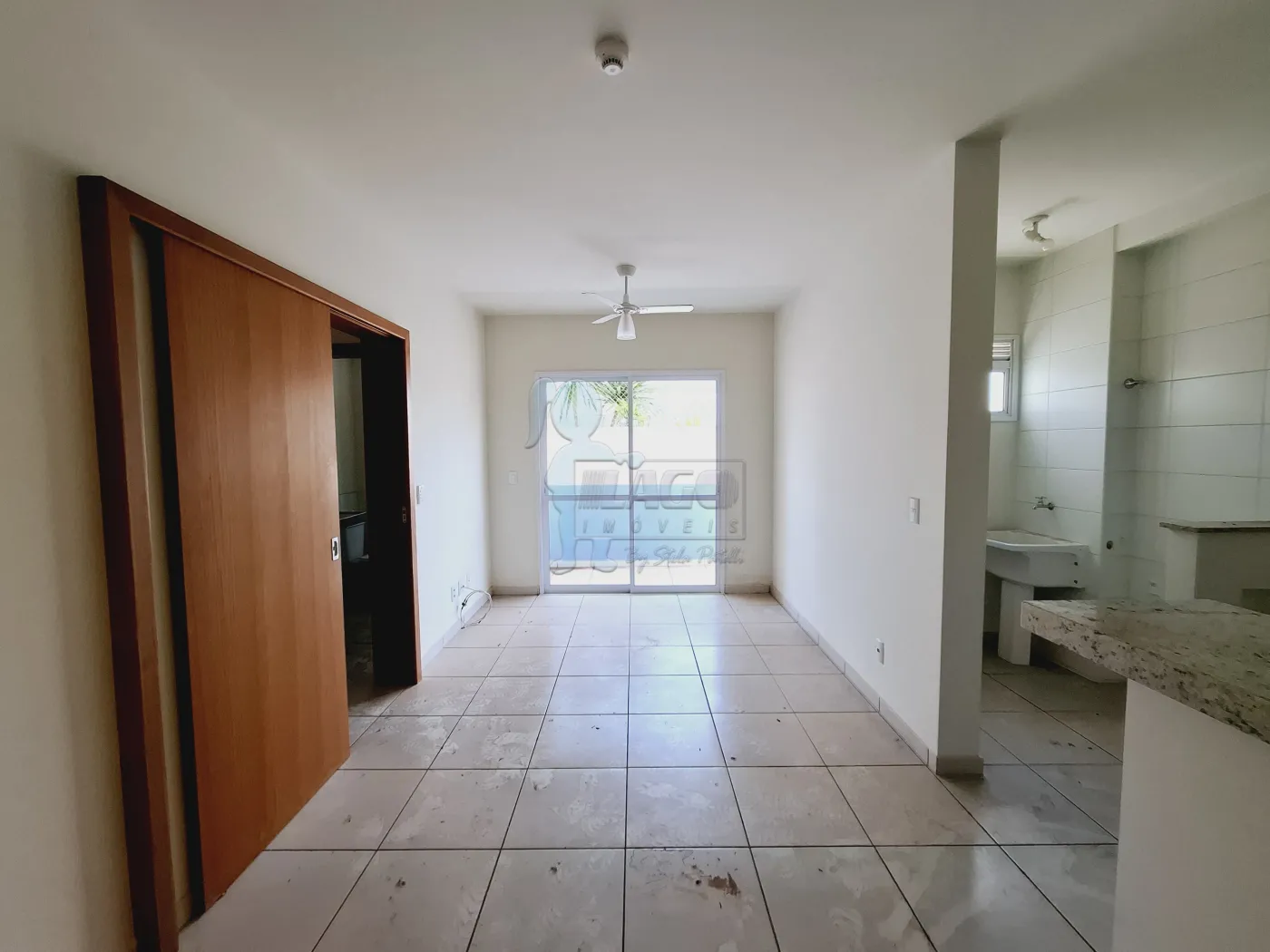 Alugar Apartamento / Padrão em Ribeirão Preto R$ 1.500,00 - Foto 1