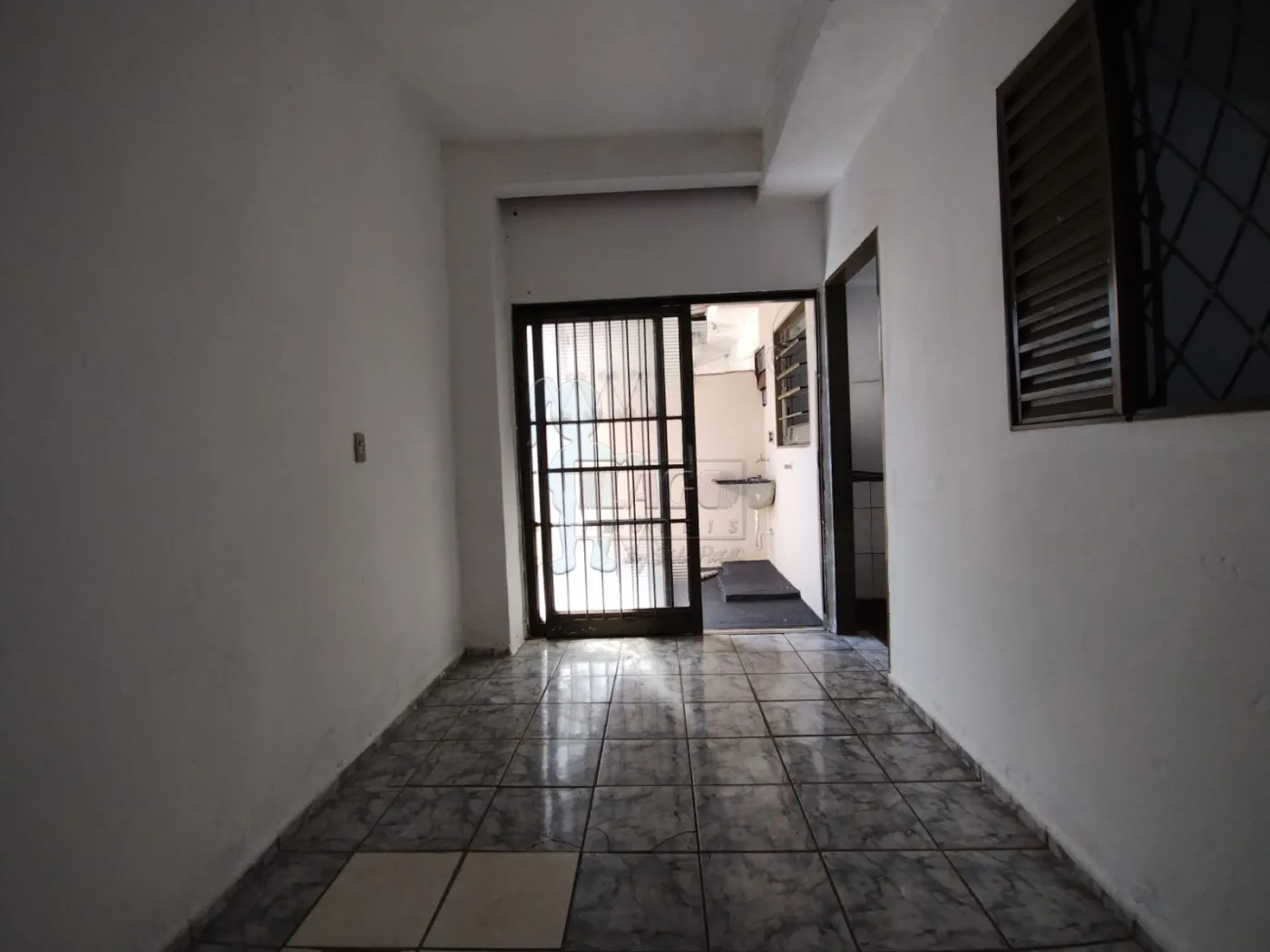 Comprar Casa / Padrão em Ribeirão Preto R$ 145.000,00 - Foto 10