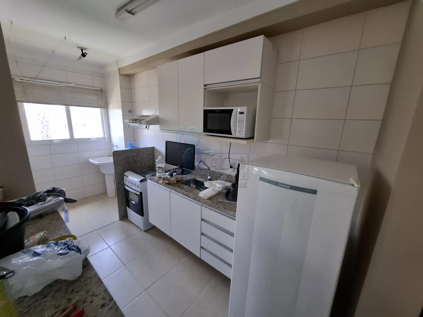 Alugar Apartamento / Padrão em Ribeirão Preto R$ 1.550,00 - Foto 2