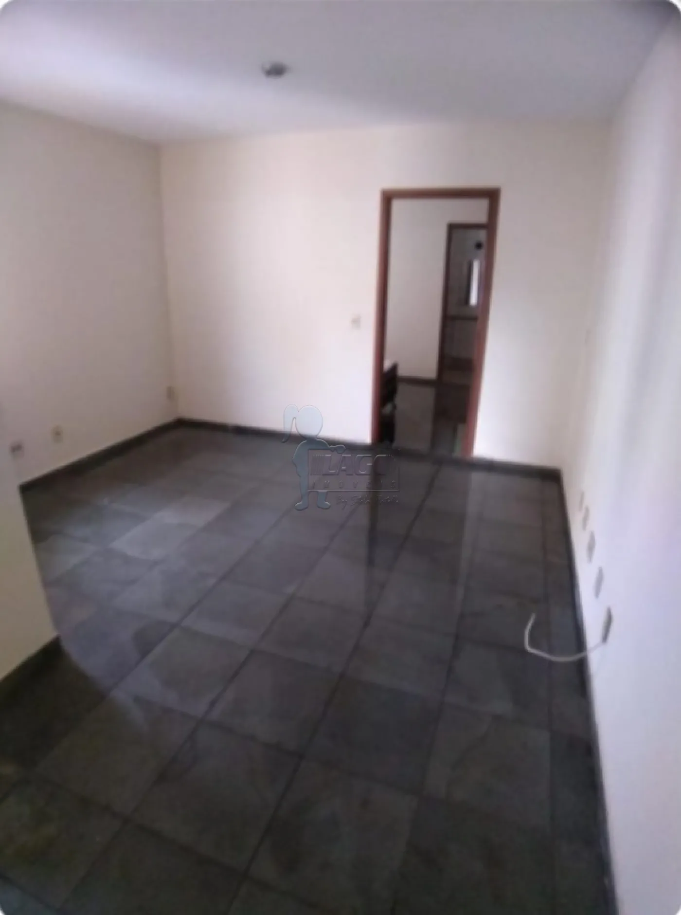 Alugar Apartamento / Padrão em Ribeirão Preto R$ 680,00 - Foto 1