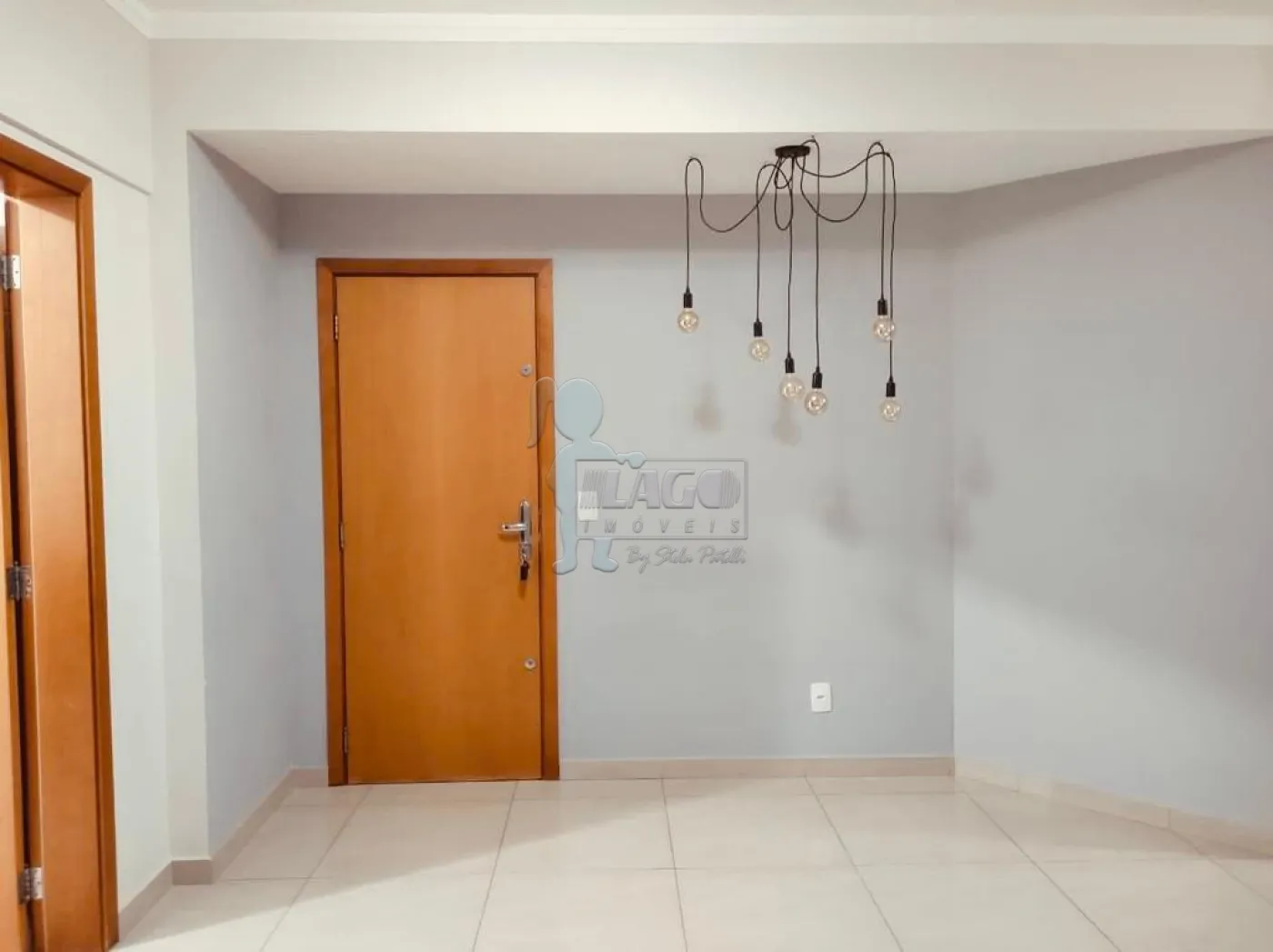 Comprar Apartamento / Padrão em Ribeirão Preto R$ 335.000,00 - Foto 1