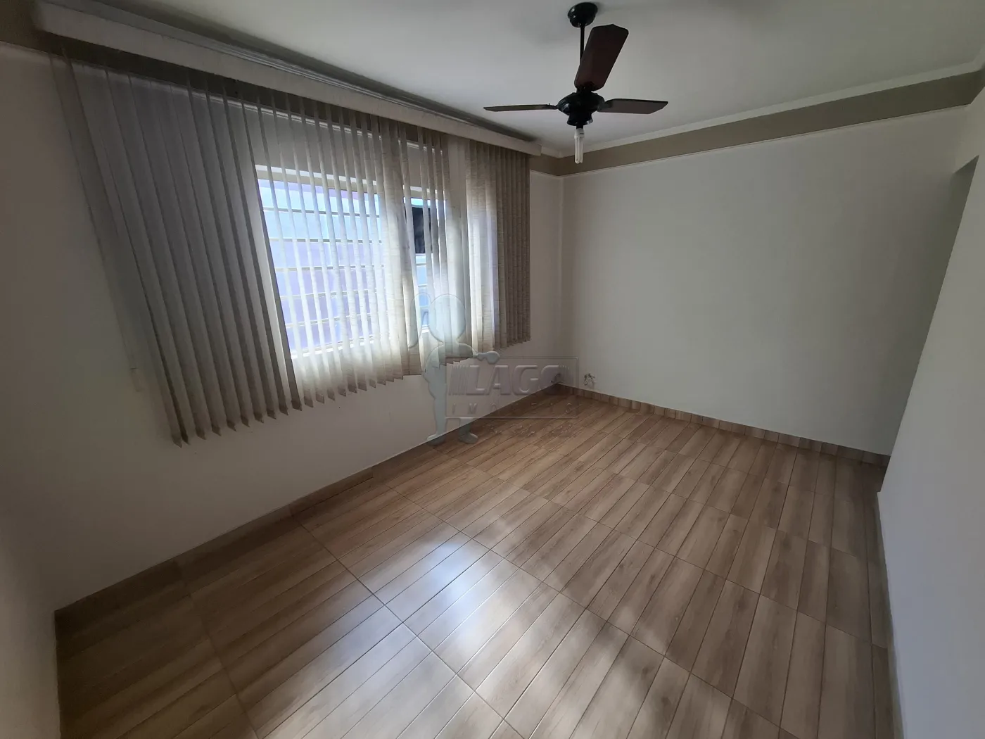 Alugar Apartamento / Padrão em Ribeirão Preto R$ 1.200,00 - Foto 1