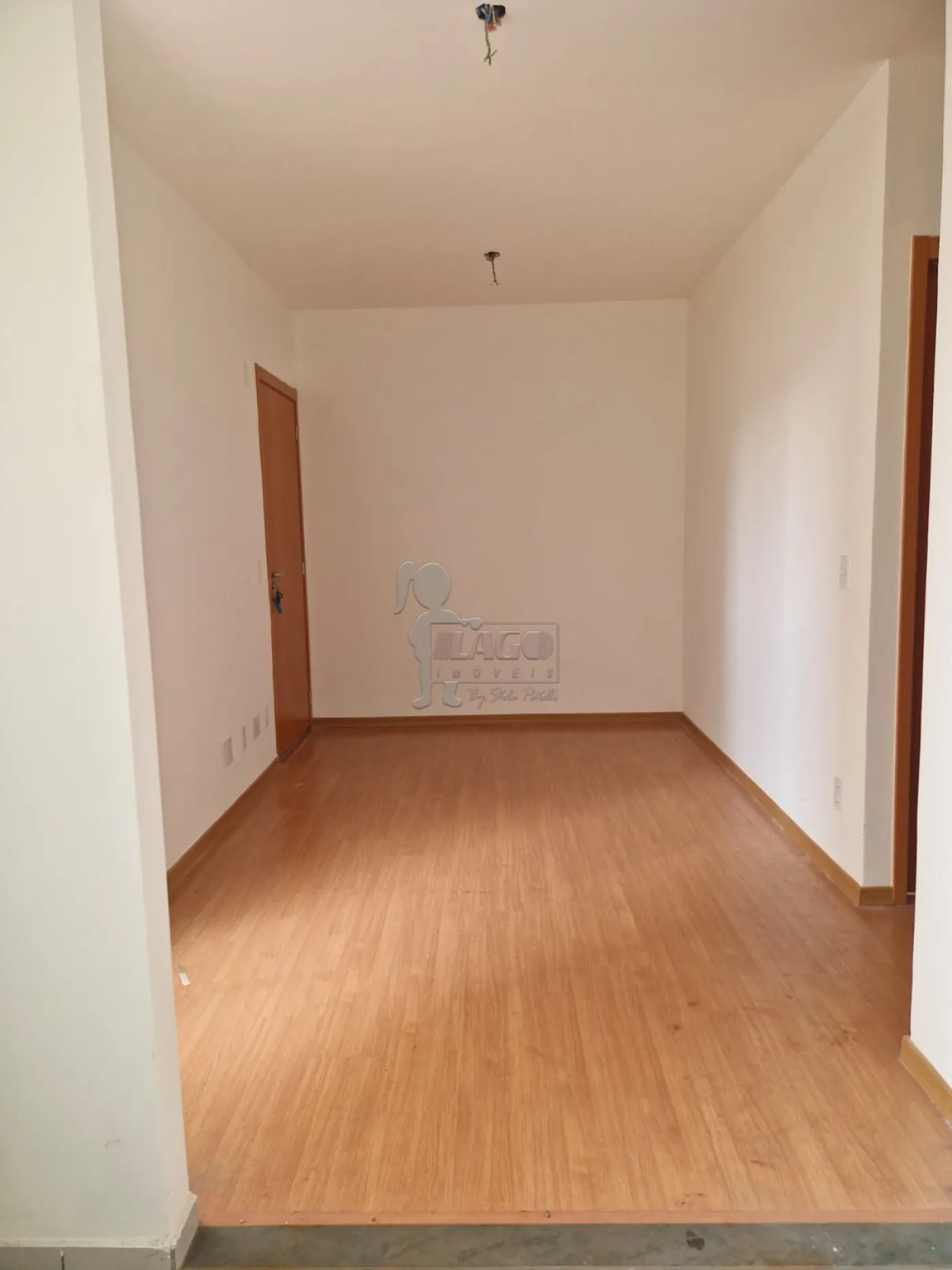 Alugar Apartamento / Padrão em Ribeirão Preto R$ 850,00 - Foto 1