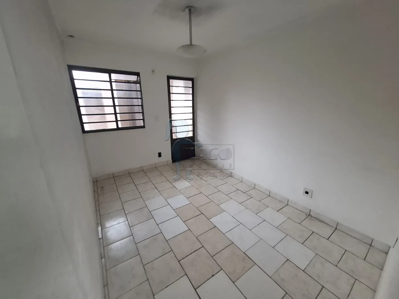 Alugar Apartamento / Padrão em Ribeirão Preto R$ 650,00 - Foto 1