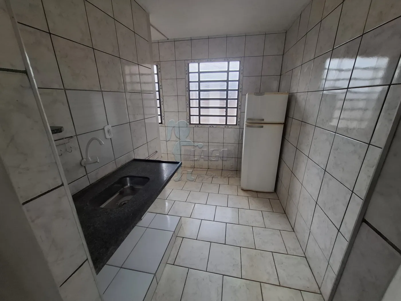 Alugar Apartamento / Padrão em Ribeirão Preto R$ 650,00 - Foto 5