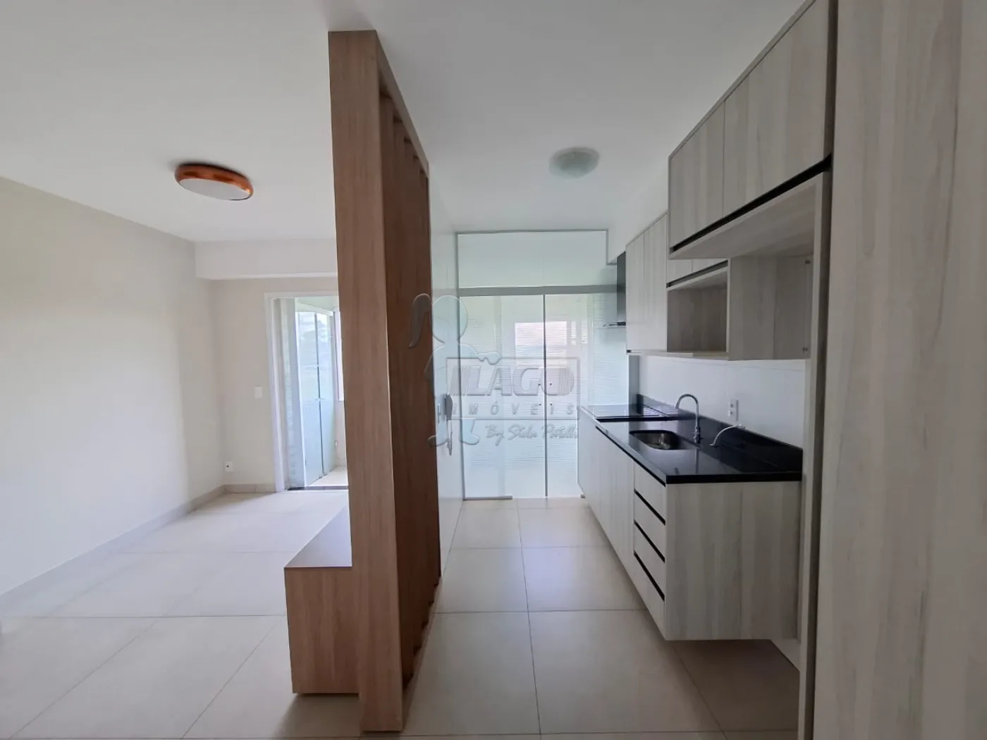 Alugar Apartamento / Padrão em Ribeirão Preto R$ 2.400,00 - Foto 2