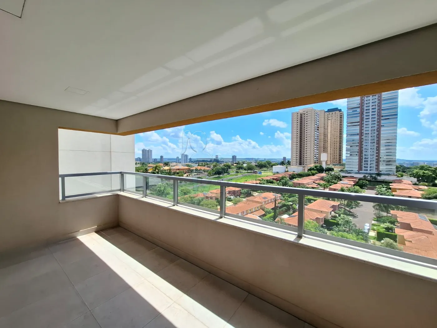 Alugar Apartamento / Padrão em Ribeirão Preto R$ 5.500,00 - Foto 3