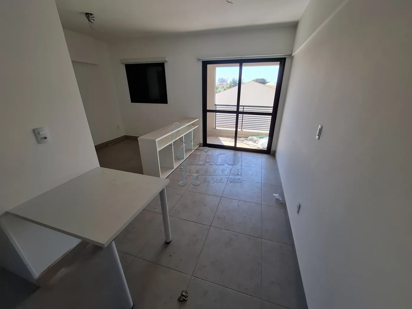 Alugar Apartamento / Studio em Ribeirão Preto R$ 1.800,00 - Foto 1