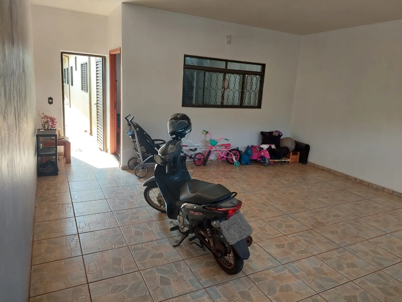 Comprar Casa / Padrão em Ribeirão Preto R$ 430.000,00 - Foto 1