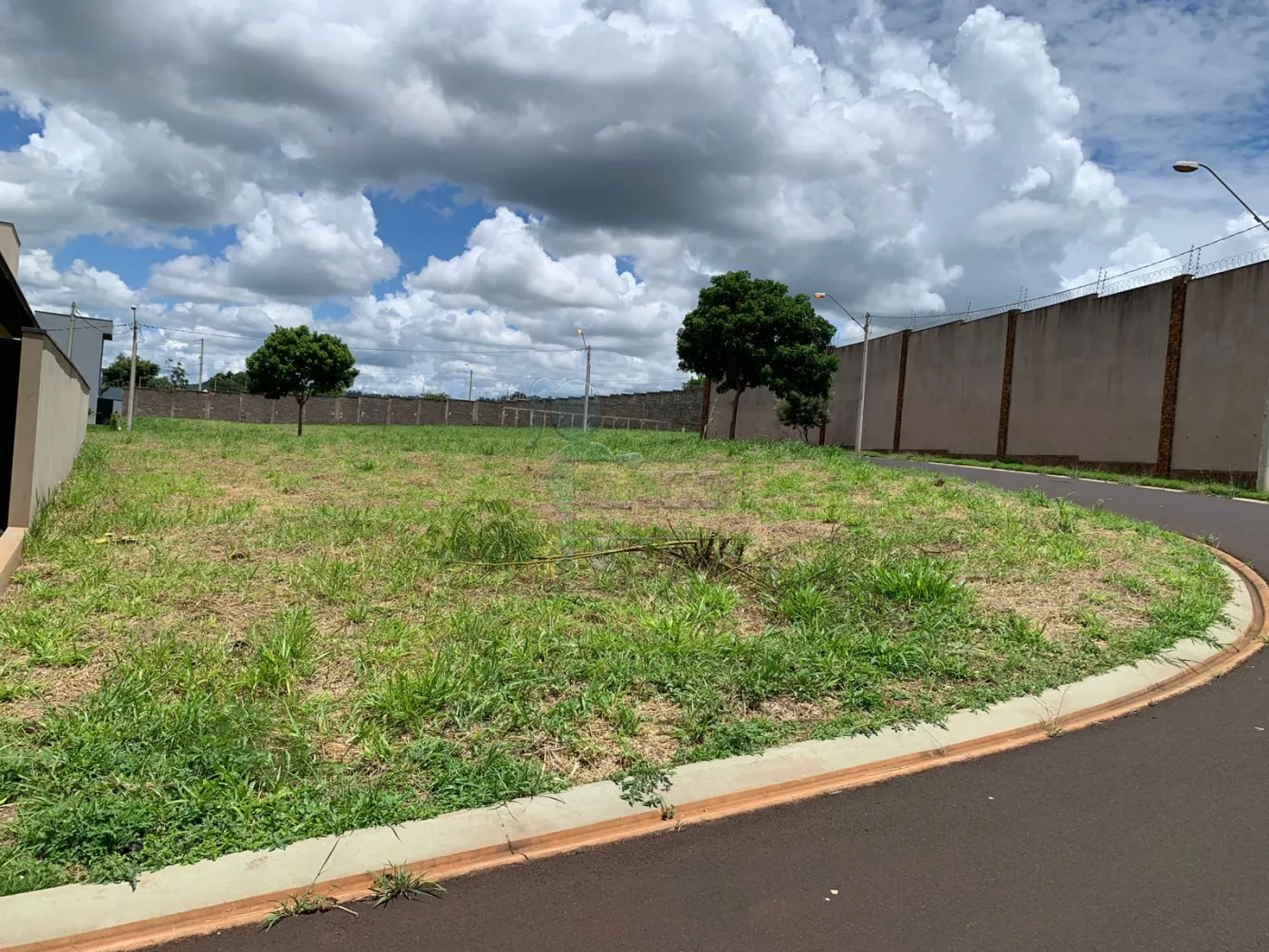 Comprar Terreno / Condomínio em Bonfim Paulista R$ 380.000,00 - Foto 2