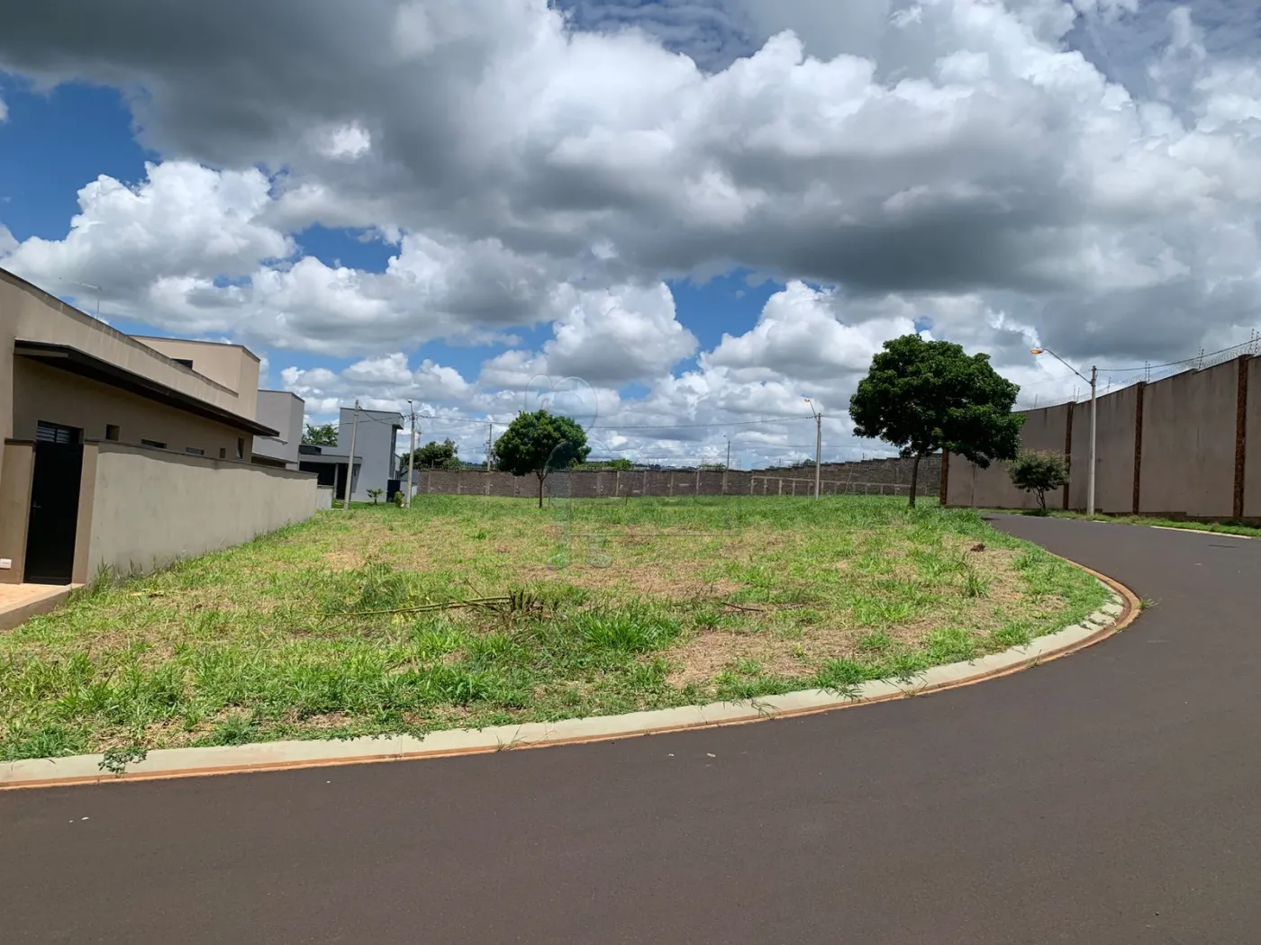 Comprar Terreno / Condomínio em Bonfim Paulista R$ 380.000,00 - Foto 3