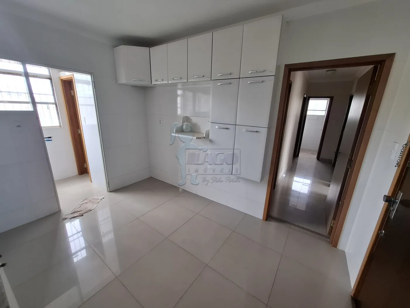 Alugar Apartamento / Padrão em Ribeirão Preto R$ 1.500,00 - Foto 2