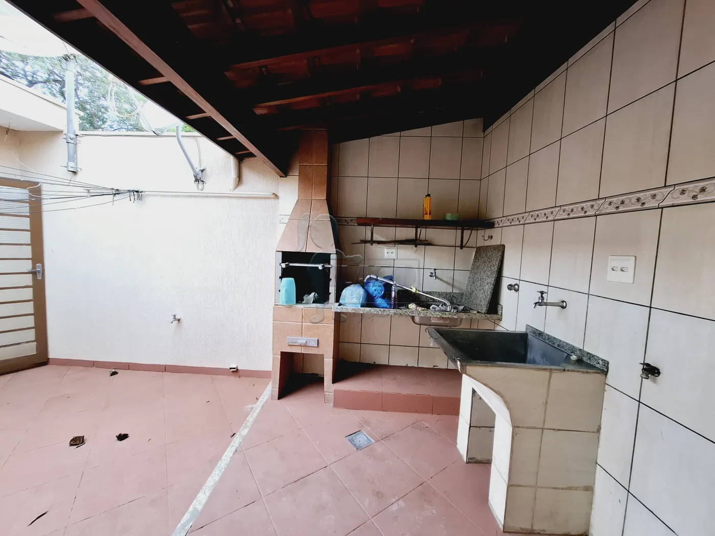 Alugar Casa / Padrão em Ribeirão Preto R$ 1.500,00 - Foto 27