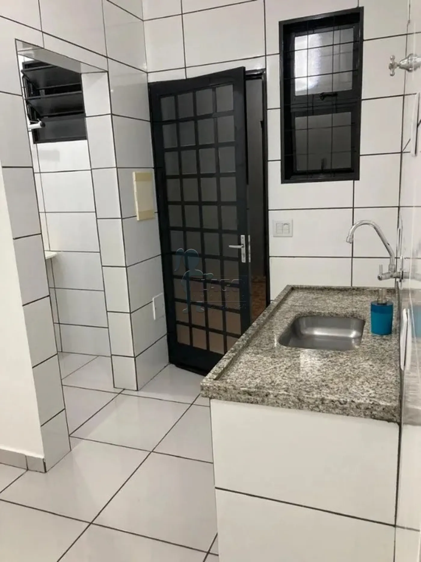 Alugar Apartamento / Padrão em Ribeirão Preto R$ 850,00 - Foto 3