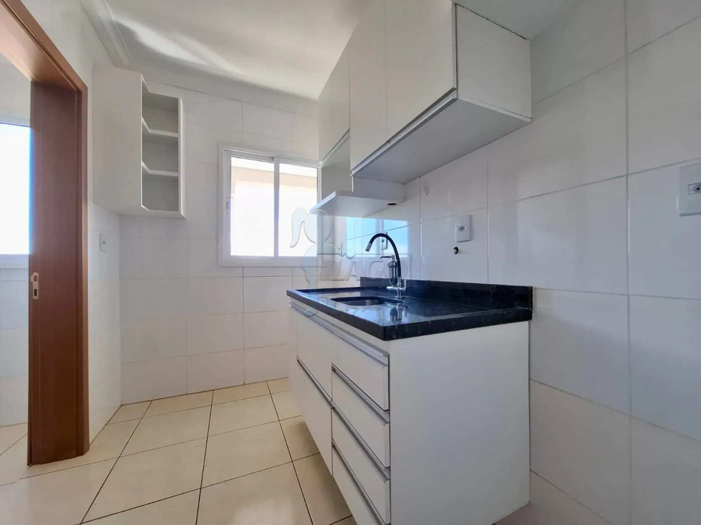 Alugar Apartamento / Padrão em Ribeirão Preto R$ 1.600,00 - Foto 3