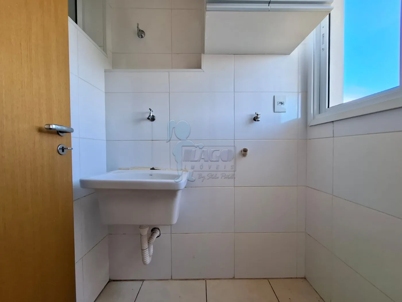 Alugar Apartamento / Padrão em Ribeirão Preto R$ 1.600,00 - Foto 4