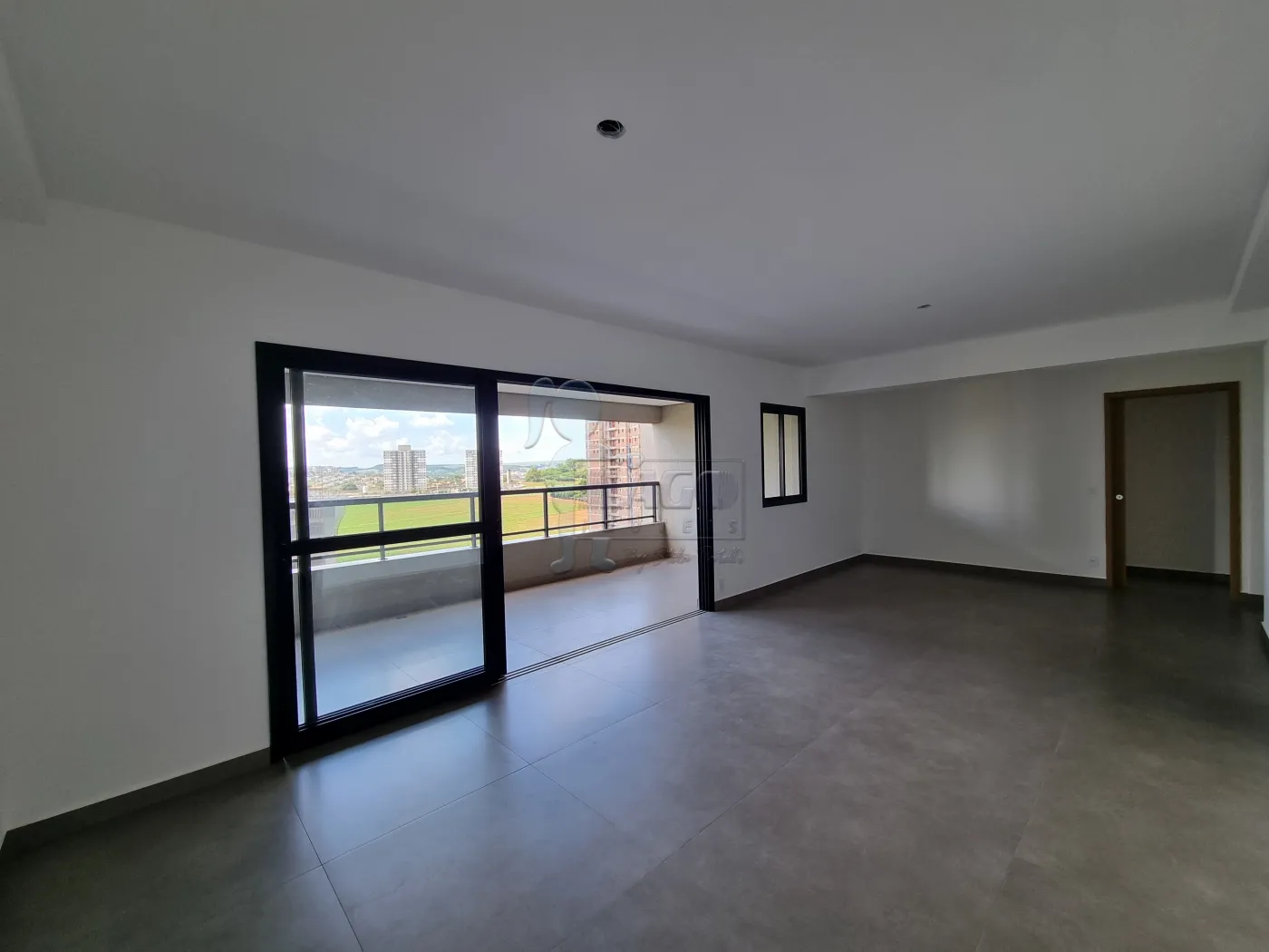 Comprar Apartamento / Padrão em Ribeirão Preto R$ 1.250.000,00 - Foto 2