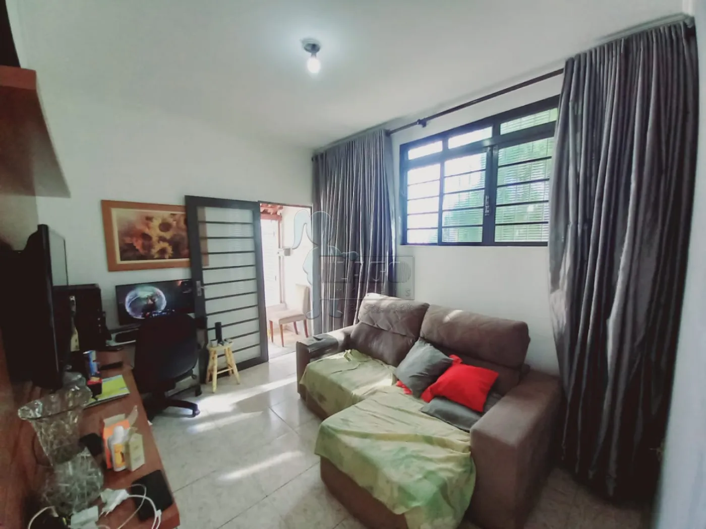 Comprar Casa / Padrão em Ribeirão Preto R$ 220.000,00 - Foto 1