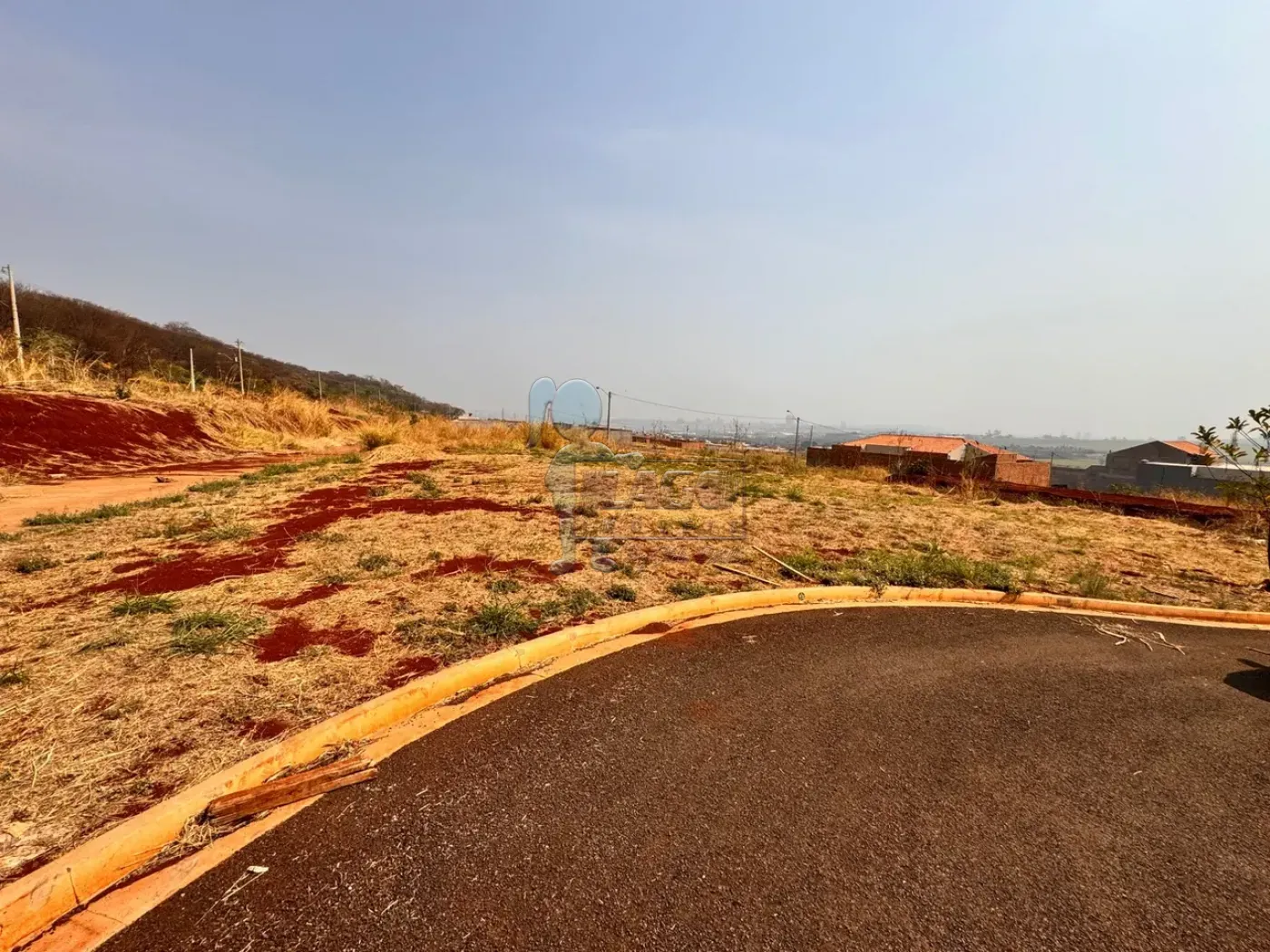 Comprar Terreno / Padrão em Ribeirão Preto R$ 300.000,00 - Foto 1