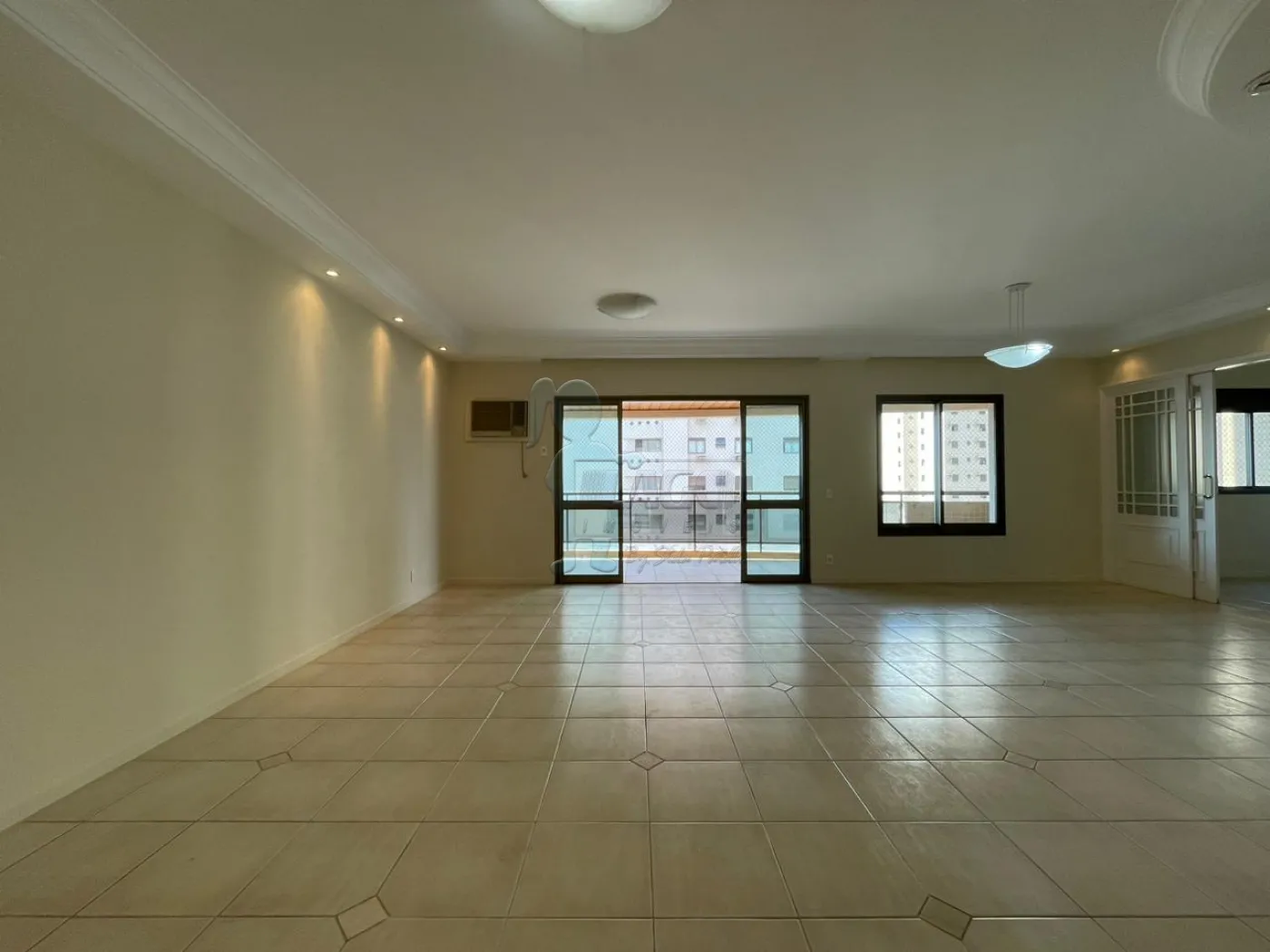 Comprar Apartamento / Padrão em Ribeirão Preto R$ 1.100.000,00 - Foto 2