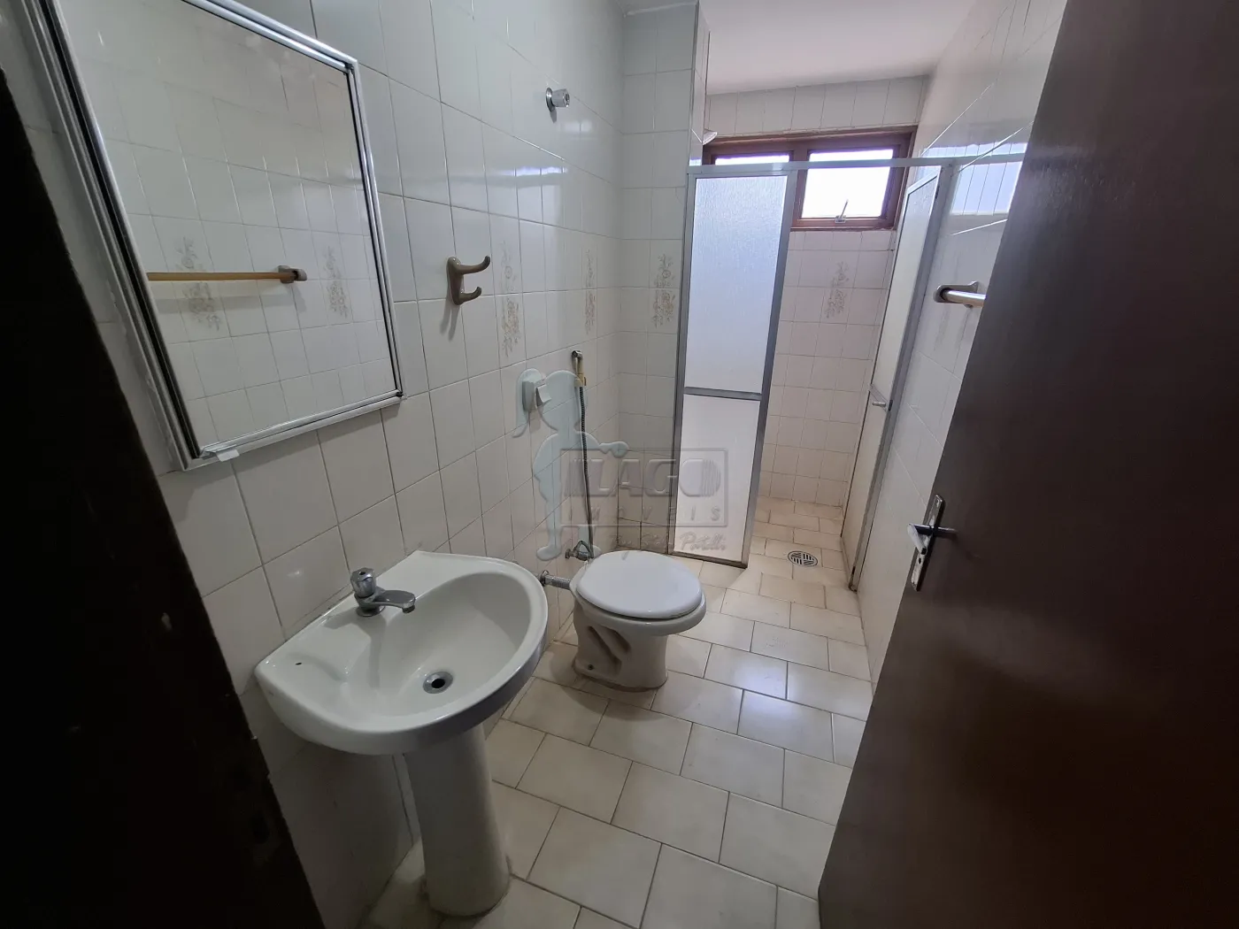 Alugar Apartamento / Padrão em Ribeirão Preto R$ 1.600,00 - Foto 12