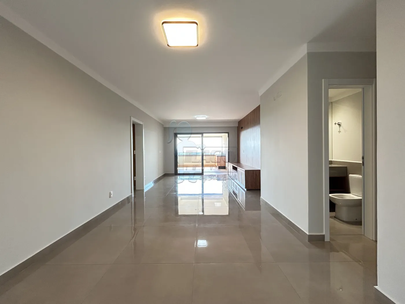 Alugar Apartamento / Padrão em Ribeirão Preto R$ 7.500,00 - Foto 1