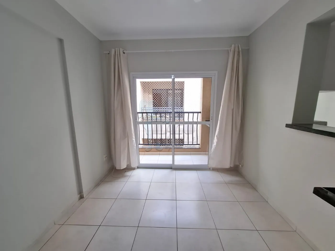 Alugar Apartamento / Padrão em Ribeirão Preto R$ 1.300,00 - Foto 1