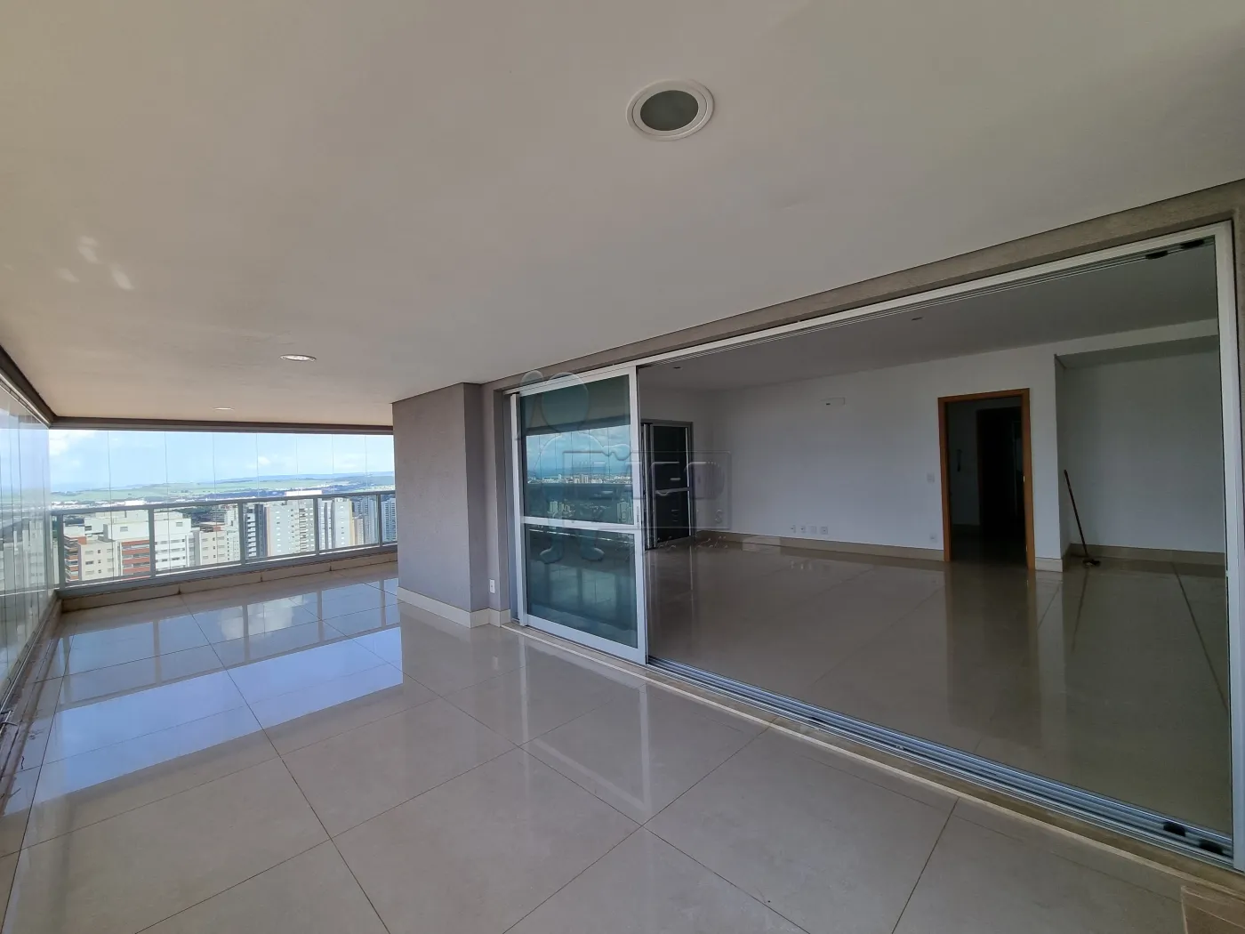 Alugar Apartamento / Padrão em Ribeirão Preto R$ 15.000,00 - Foto 12